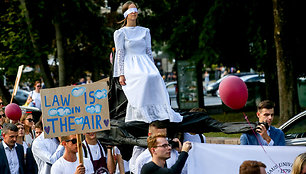 Mokslu metų pradžios studentų eisena Gedimino pr. 