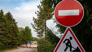 Perstatomas tiltas per Dūkštos upę Maišiagaloje (Vilniaus raj.)