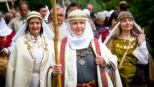 Vilniaus Gedimino kalne vyko Lietuvos Romuvos Krivės įšventimo apeiga