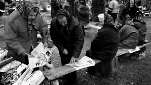 Margionių kaime per Vėlines deginami kryžiai 