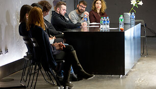 Spektaklio &bdquo;Terapijos&ldquo; pristatymo spaudos konferencija