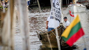 Istorinių laivų paradas Danės upėje „Dangės flotilė“