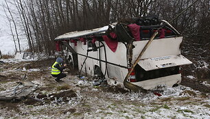 Autobuso avarija &scaron;alia Deltuvos