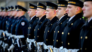 Valstybės vėliavos pakėlimo ceremonija Nepriklausomybės aik&scaron;tėje