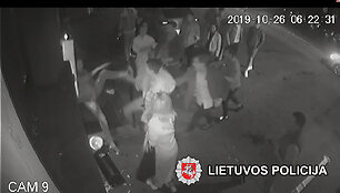 Ie&scaron;komi vyrai