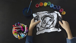 shutterstock_2582624hjkl;