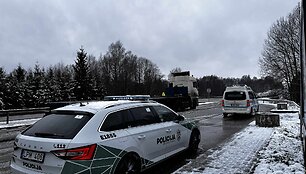 Reido metu pareigūnai tikrino stambiagabaričių automobilių vairuotojus
