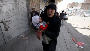Konfliktą Jemene pertraukė 5 dienų humanitarinės paliaubos
