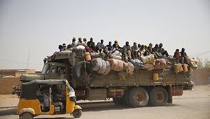 Migrantų perpildytas sunkvežimis