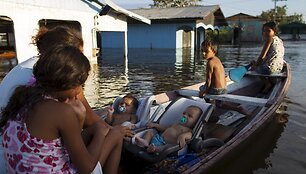 Amazonės upės potvynis Brazilijoje