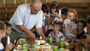 Pabėgėliai i&scaron; Rytų Ukrainos glaudžiasi sanatorijoje Korosty&scaron;ive