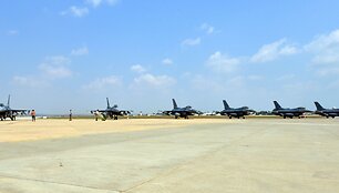 JAV naikintuvus F-16