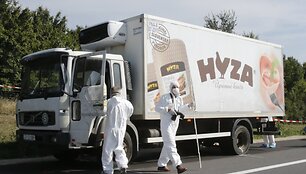 Austrijoje krovininiame automobilyje rasta mirusių migrantų kūnų