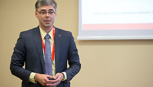 Arnoldas Puzanovas