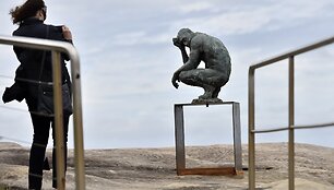 Skulptūrų Sidnėjaus paplūdimyje paroda