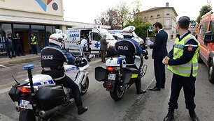 Autobuso ir sunkvežimio avarija Prancūzijoje