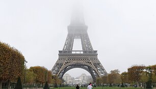 Londoną ir Paryžių užklojęs rūkas