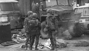 Sovietų sąjungos tankai ir kariai Vilniuje 1991 m. sausį