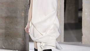 &bdquo;Rick Owens&ldquo; 2016 m. rudens-žiemos kolekcijos modelis