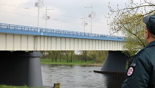 Kauno pareigūnai pastebėję mergaitę