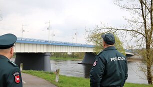 Kauno pareigūnai pastebėję mergaitę