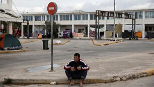 Migrantai apleistame Graikijos oro uoste
