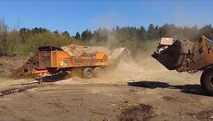 572c59d22f127video_572c59ca1b8f5