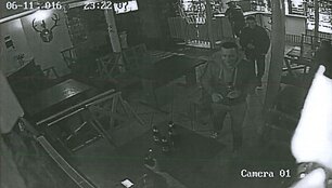 Ie&scaron;komi vyrai