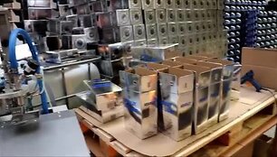 kaune-aptikta-nelegali-alkoholio-gamykla-masiskai-klastojusi-zinomus-prekes-zenklus