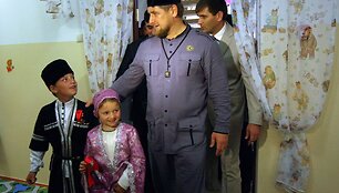 Čečėnijos lyderis Ramzanas Kadyrovas susirūpino dėl prasto savo įvaizdžio