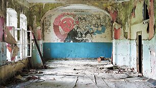 Griūvantis ir nebereikalingas žlugusios Sovietų Sąjungos palikimas