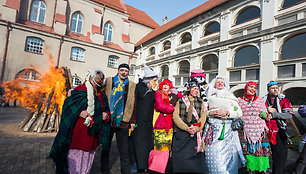 Užgavėnių šventė Vilniaus senamiestyje