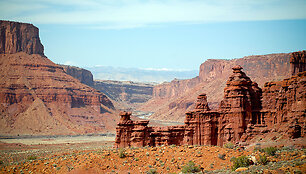 Jutos kanjonai ir slėniai