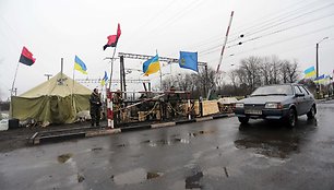 Geležinkelio bėgių į Rytų Ukrainą blokada