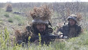 Ukrainos separatistų karinės pratybos netoli Luhansko