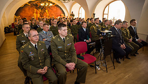 Krašto apsaugos ministerijoje įteikti Jūriniai mazgai 2017