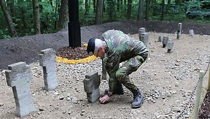 Vokiečių karių kapinaitėse &ndash; raginimai saugoti taiką