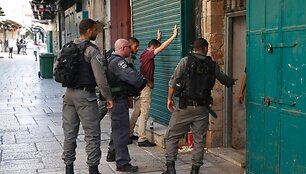 Per i&scaron;puolį Jeruzalėje pa&scaron;auti du Izraelio policininkai mirė