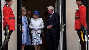 Britanijos karalienė paminėjo 150-ąsias Kanados valstybingumo metines