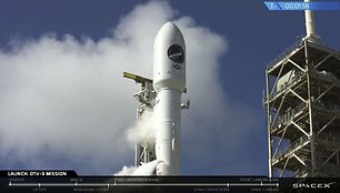 &bdquo;SpaceX&ldquo; sėkmingai i&scaron;kėlė į orbitą eksperimentinį daugkartinį erdvėlaivį robotą X-37B