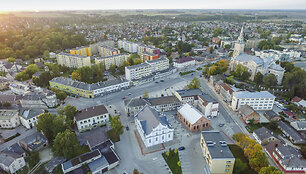 &bdquo;Baltosios&ldquo; ir &bdquo;Raudonosios&ldquo; sinagogų kompleksas Joni&scaron;kyje