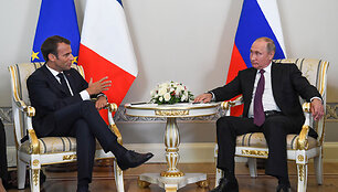 Vladimiro Putino ir Emmanuelio Macrono susitikimas Sankt Peterburge