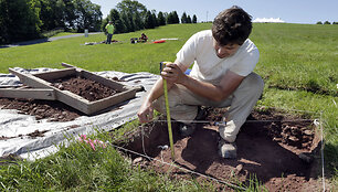 Archeologai atlieka kasinėjimus 1969-ųjų Vudstoko festivalio lauke