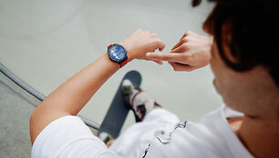 &bdquo;Huawei Watch GT 2e&ldquo;: sporti&scaron;kumas ir elegancija viename kūne