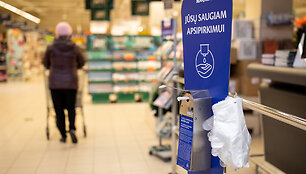&bdquo;Maxima&ldquo; į darbuotojų ir klientų saugumą investavo per 4 mln. eurų