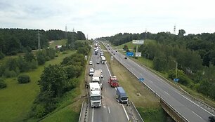Vilkikų avarija prie prekybos centro &bdquo;Mega&ldquo;