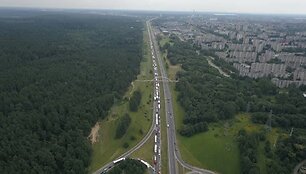 Vilkikų avarija prie prekybos centro &bdquo;Mega&ldquo;