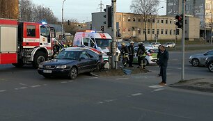 Policijos automobilio ir &bdquo;Audi&ldquo; avarija Vilniuje