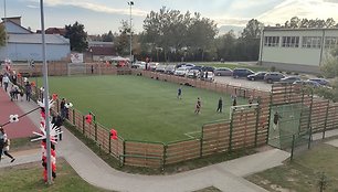 Garliavoje atidarytas tarptautinius reikalavimus atitinkantis stadionas