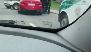 608e7f6a2660dvideo_608e7f675b536